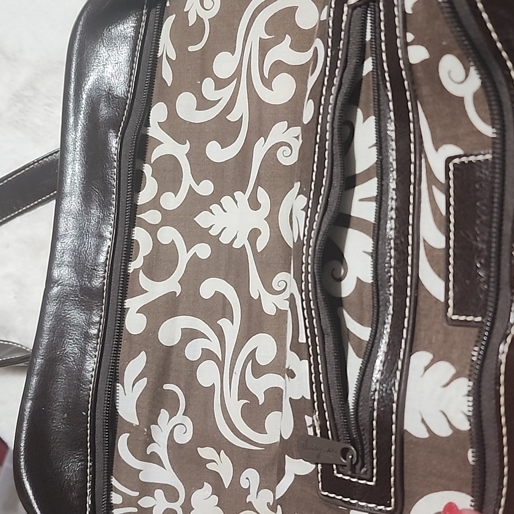 THIRTY-ONE  DARK BROWN  LEATHER EXTERIOR SHOULDER BAG 👜  PURSE. - Picture 4 of 9